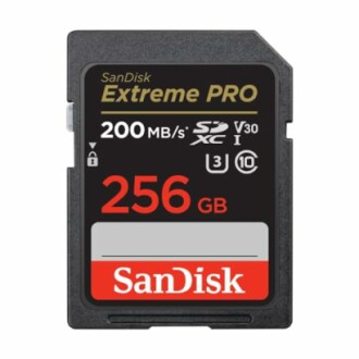 SanDisk Extreme Pro 256GB SD card front view
